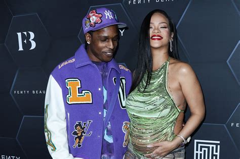 Rihanna Is A Mom The Singer Gave Birth To Her First Child Celebrity