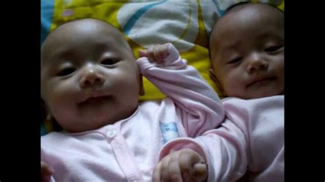 Bayi Kembar Lucu Video Youtube