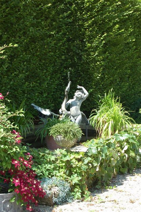 Decorative Traditional Classic Style Garden Statues Ideas Backyard
