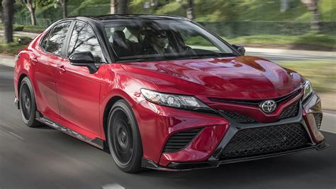 2021 Toyota Camry Choosing The Right Trim Autotrader