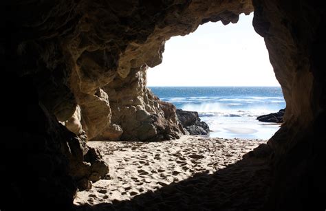 12 Cool Sea Caves In Southern California