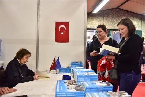 Murat akdoğan kimdir myc partners yönetim kurulu başkanı murat akdoğan, bodrum'daki mila's daphne residence projesinde yer alan otelin işletmesi için dünyaca ünlü lux resort&hotels'le anlaştıklarını açıkladı. Rahşan Ecevit, eşi merhum Başbakan Bülent Ecevit'in ...