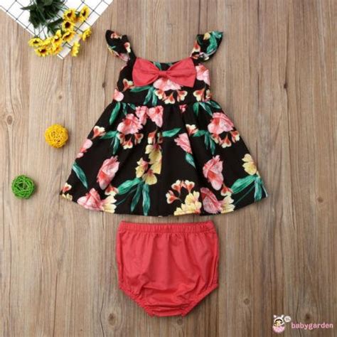Batik ini memiliki makna keindahan atau kecantikan yang membuat orang yang memandangnya jadi terpesona. Menakjubkan 17+ Gambar Rok Pendek Motif Bunga - Gambar ...
