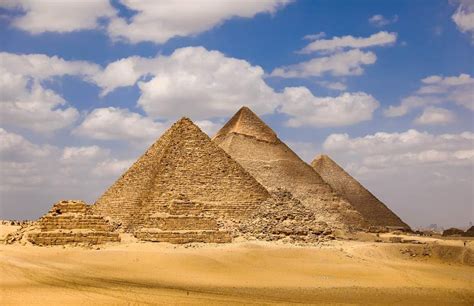 Giza Pyramids Complex Facts Pyramids Of Giza Inside Egyptian Pyramids