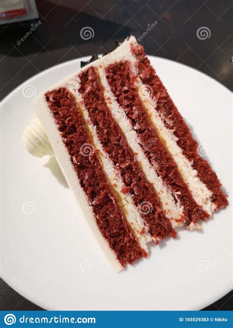 Dance, ballad release date : Red Velvet Sponge Cake Slice Stock Image - Image of cake ...