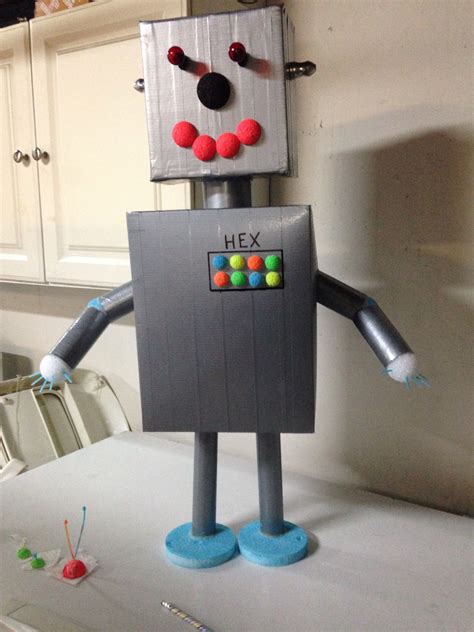 Pin By Jeffnsteph Moore On Crafty Robot Craft Recycled Robot