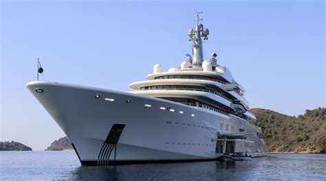 The Largest Top 100 Private Luxury Charter Yachts And Superyachts In The