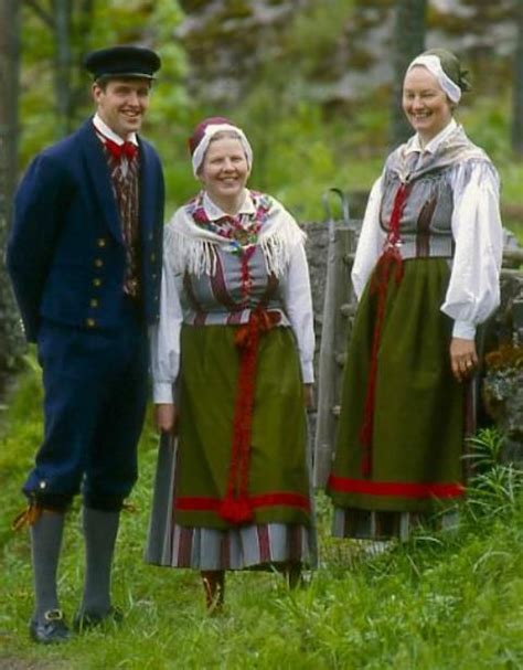 finlandia nyland karis trajes pupolares tradicionales traditional outfits folk clothing