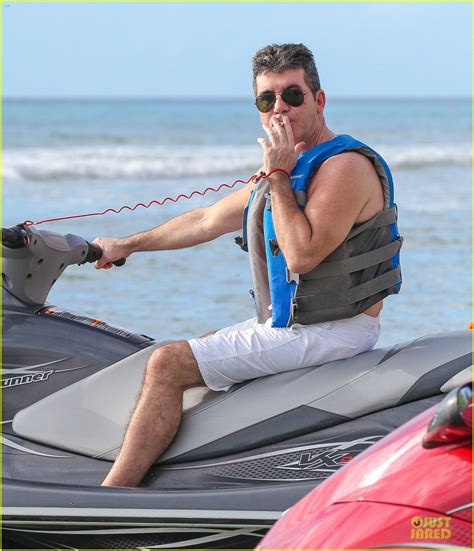 Full Sized Photo Of Simon Cowell Shirtless Holiday Vacation With Terri