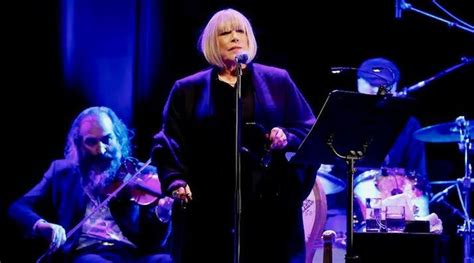 Marianne Faithfull Turns To Poetry As Covid Robs Her Of Song Raw Story