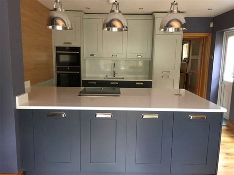 The design promotes a … Charcoal and Partridge Grey Shaker Kitchen fitted in ...