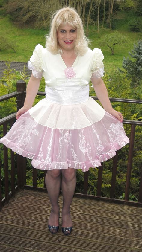 sissy maid dresses sissy dress maid outfit crossdressers missy gurl how to look pretty