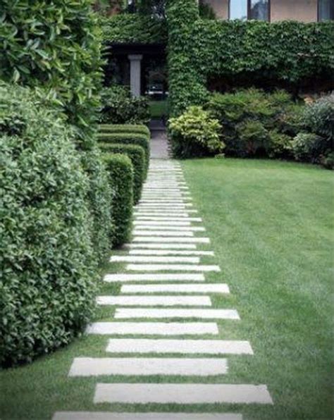 Stylish 49 Splendid Stepping Stones Pathway Ideas For Garden Stone