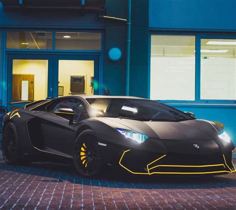 Lamborghini Black And Yellow Lamborghini Lamborghini Jaune Noir