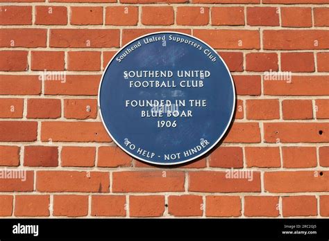 Founding plaque hi-res stock photography and images - Alamy