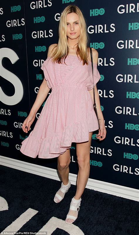 Andreja Pejic Looks Stunning At New York Girls Premiere Daily Mail