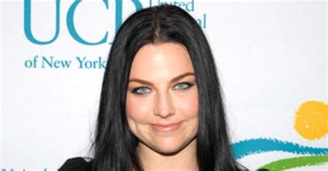 Evanescence Singer Amy Lee Is Pregnant With First Child E News