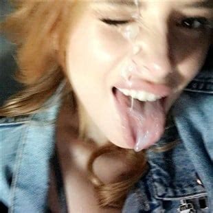 Anna Kendrick Sucking Dick Pics And Galleries