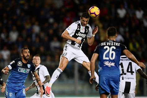 Juventus vs Empoli 2-1 resumen goles video Cristiano Ronaldo por Serie
