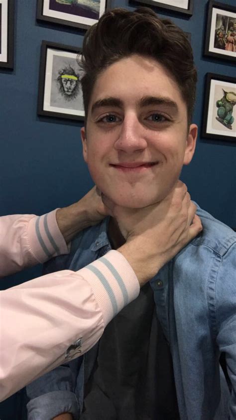 Danny gonzalez is an american youtube sensation known for his skits. Danny Gonzalez on Twitter: "Just made this dope DIY choker ...