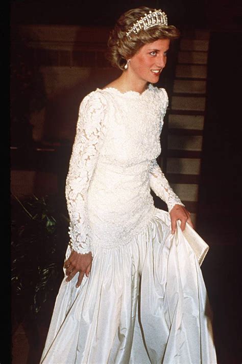 Princess Dianas 40 Most Amazing Gowns Of All Time Princess Diana