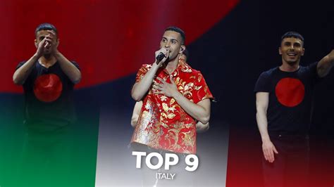 Cette image a suffi aux internautes pour déterminer que le chanteur italien avait pris de la cocaïne enfin, pour la première fois dans l'histoire du concours, l'eurovision a eu sa première animatrice. Italy in Eurovision - My Top 9 (2011-2019) - YouTube