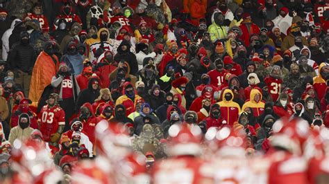 Dolphins Vs Chiefs 4th Coldest Game In Nfl History Sees 69 People