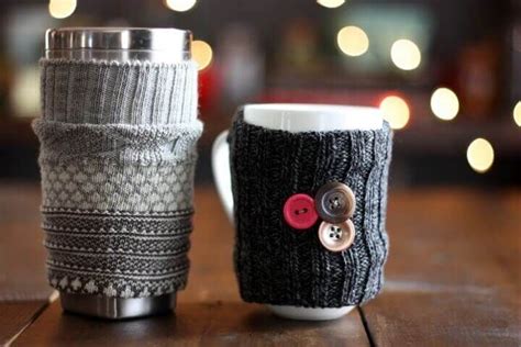 How To Make A Coffee Mug Cozy From A Sock Mug Cozy Diy Mugs Diy Socks