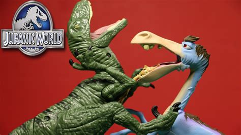 Jurassic World Velociraptor Charlie Vs Bubbha Good Dinosaur Dino Battles By Wd Toys Youtube