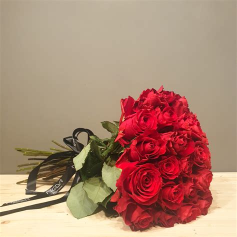 Neda Decorations Bouquet Red Roses Valentine