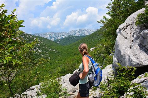 Wandelen In Het Bergachtige Paklenica National Park Kroatië