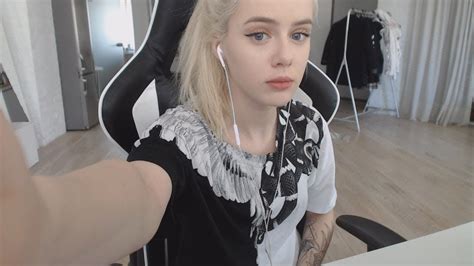 She Thought She Turned Off Her Stream Youtube