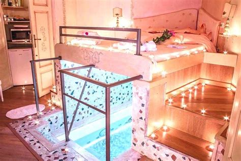 20 Beds With Secret Rooms Underneath