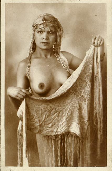 Vintage Nudes One Tit Out 2 Porn Pictures Xxx Photos Sex Images