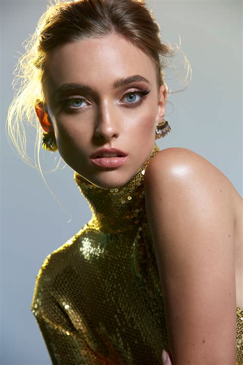 Glamour Girl for Ellements Magazine on Behance