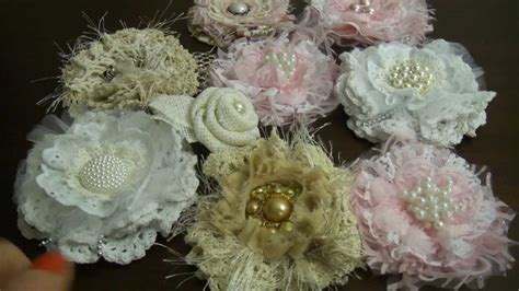 I grabbed my crochet hook, bought some pretty yarn and made a complete new primavera flower blanket and at the same time took the pictures for the tutorial. Hand made flowers and keys. - YouTube