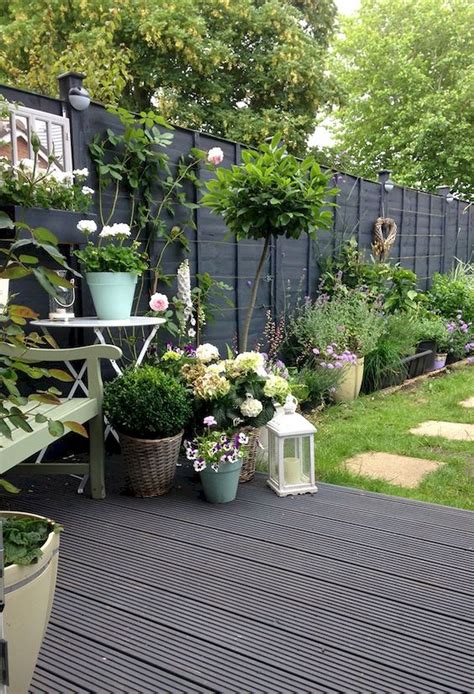 Awesome 35 Seriously Jaw Dropping Urban Gardens Ideas https://coachdecor.com/35-seriously-jaw ...
