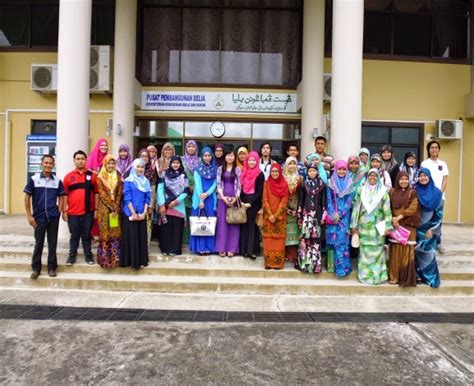 Dasar program induk belia negara dilancarkan pada bulan jun 1991. PUSAT PEMBANGUNAN BELIA ~ INDUSTRI TRADISI BRUNEI 2015