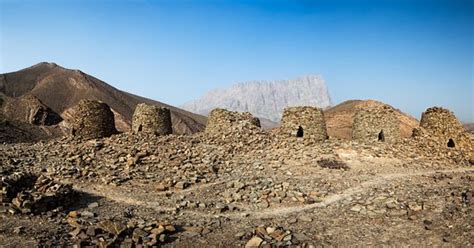 Archaeological Sites Of Bat Al Khutm And Al Ayn Maqabil Oman