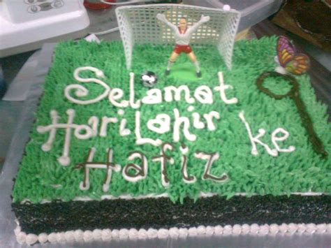 Klau nk senang copy paste je. Red Blue Ribbon Bakery: Kek Padang Bola