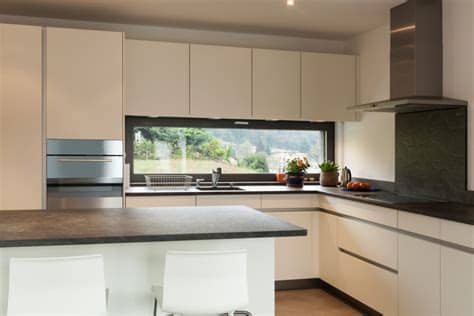 Ve más ideas sobre cocinas, ventanas de cocina y cocinas modernas. Cocina minimalista suelo de parquet. Fotos para que te ...