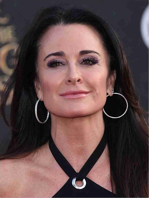Kyle richards is in a fight with fellow citizens of beverly hills again, only this time they're bees. Kyle Richards Net Worth, Bio, Height, Family, Age, Weight ...
