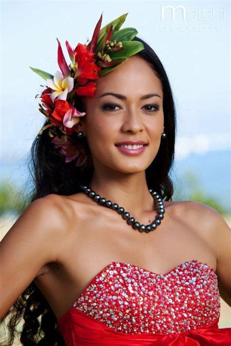 pin by tc hacer temoçin on islands of paradise 1 hawaiian woman hawaiian girls tahitian dance