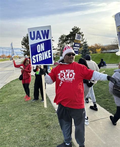 Uaw And Stellantis Reach Tentative Contract Deal As Union Adds Strike