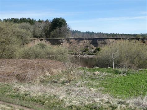 Eroded River Bank Opposite Kingshaw © Oliver Dixon Cc By Sa20