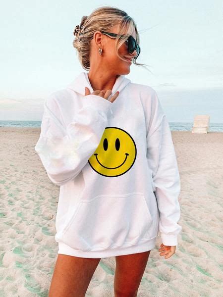 1 Smiley Face Hoodie Perfectlypolishedonline Preppy Summer Outfits