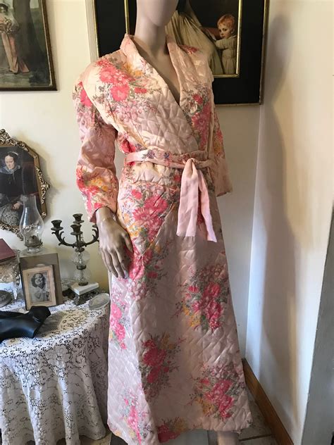 Vintage 40s Pink Floral Quilted Satin Old Hollywood Ladies Etsy Maxi Dress Cocktail Gowns