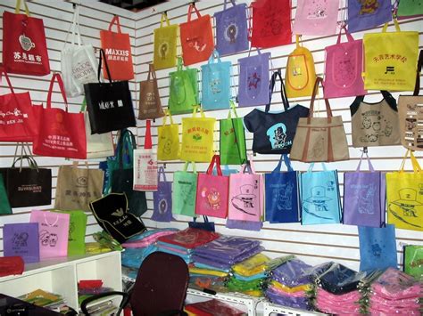 Paper bag distro right wing samarinda. Produksi Goody bag - spundbond bag - go green bag - canvas ...
