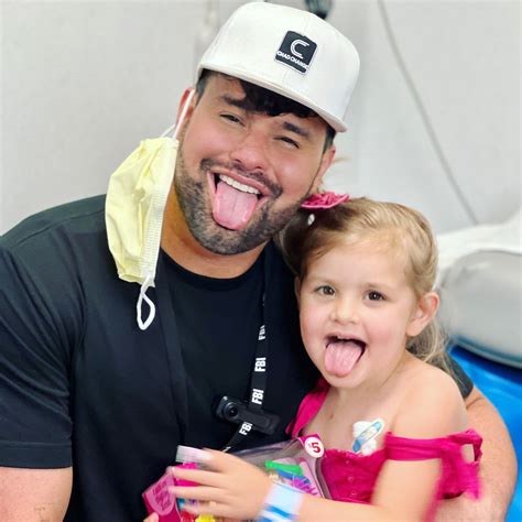 Chad Ehlers, this influencer is making a difference in society through