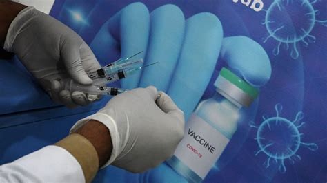O termo vivo se aplica a partículas que podem se reproduzir. Vacinação: Israel começa a ver redução em casos e ...